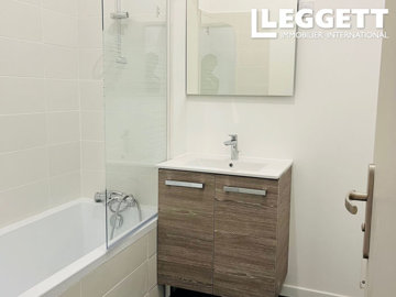 ahr0chm6ly9jzg4uagvzdglhlmltbw8vaw1hz2uvvevom