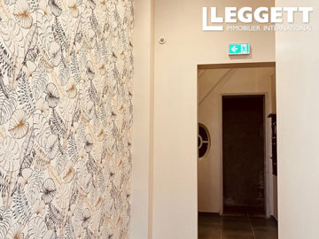 ahr0chm6ly9jzg4uagvzdglhlmltbw8vaw1hz2uvvevom