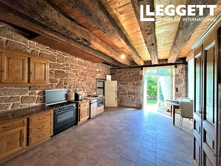 Image No.8-5 Bed House for sale