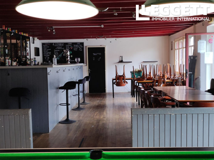 Image No.4-4 Bed Commercial for sale