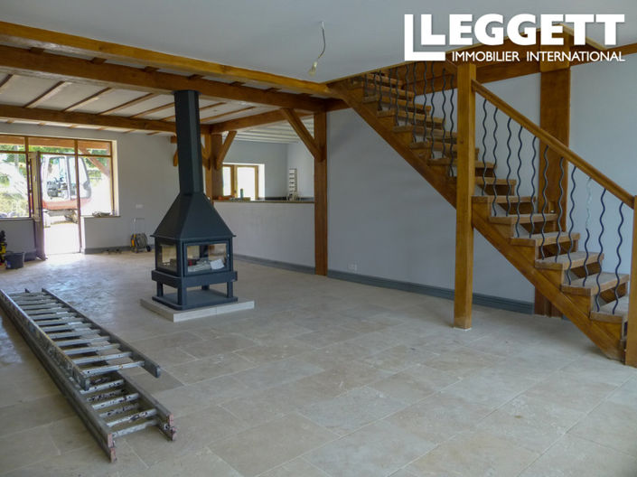 Image No.6-5 Bed House for sale