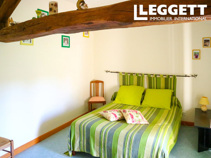 Image No.6-4 Bed House for sale