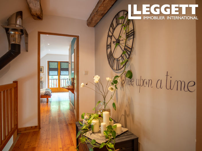 Image No.6-12 Bed House for sale