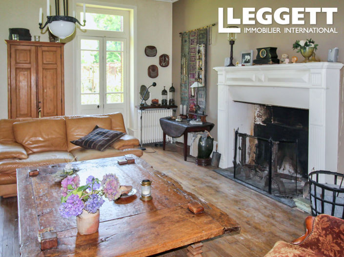 Image No.2-9 Bed House for sale