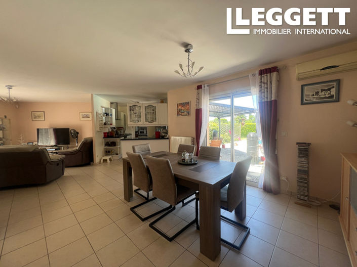 Image No.3-4 Bed House for sale