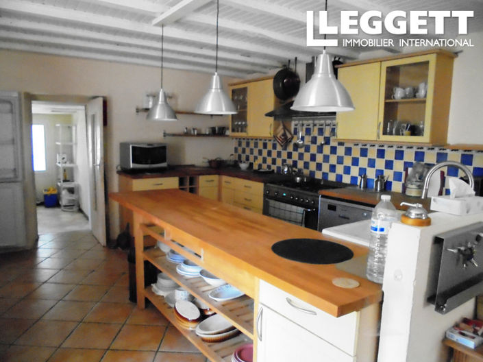 Image No.8-2 Bed House for sale