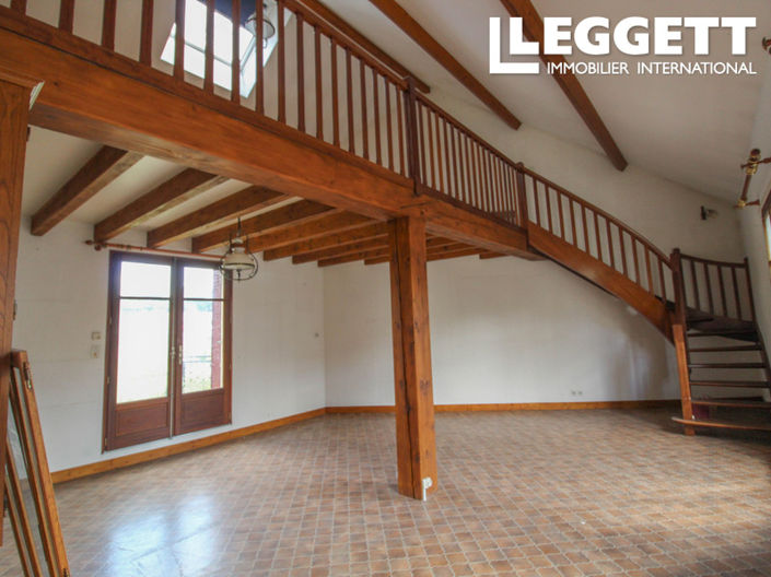 Image No.2-4 Bed House for sale