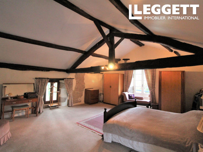 Image No.6-3 Bed House for sale