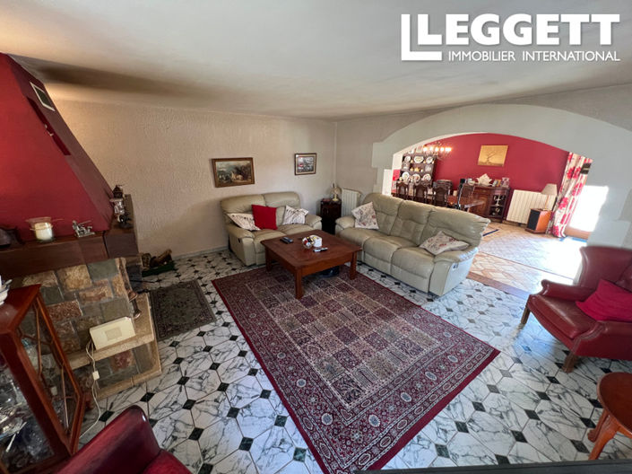 Image No.6-9 Bed House for sale