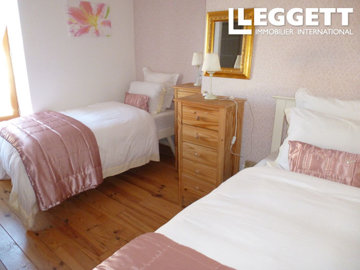 ahr0chm6ly9jzg4uagvzdglhlmltbw8vaw1hz2uvvevom