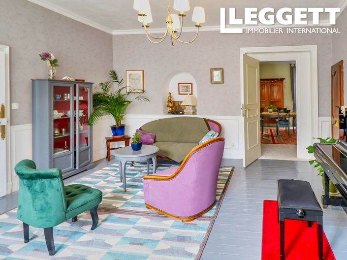 Image No.4-6 Bed House for sale