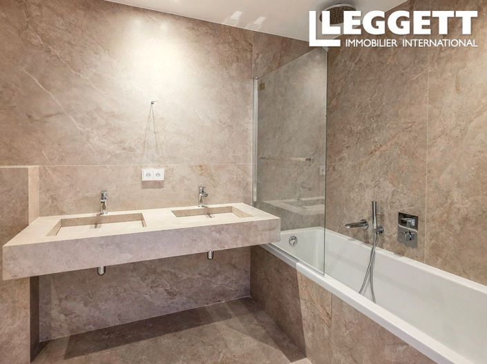 Image No.10-4 Bed House for sale