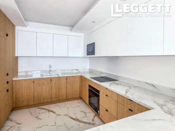 ahr0chm6ly9jzg4uagvzdglhlmltbw8vaw1hz2uvvevom