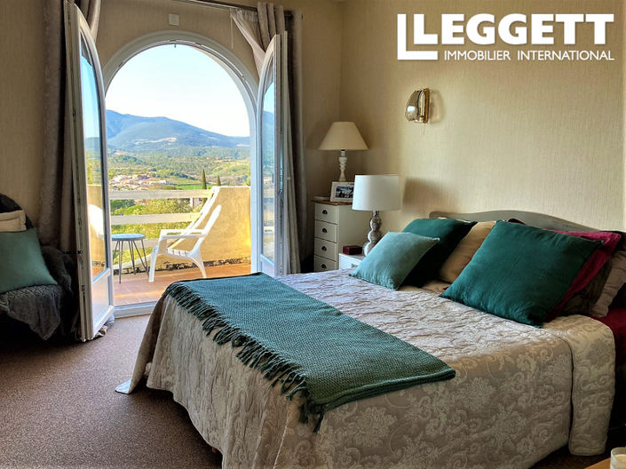 Image No.7-4 Bed House for sale