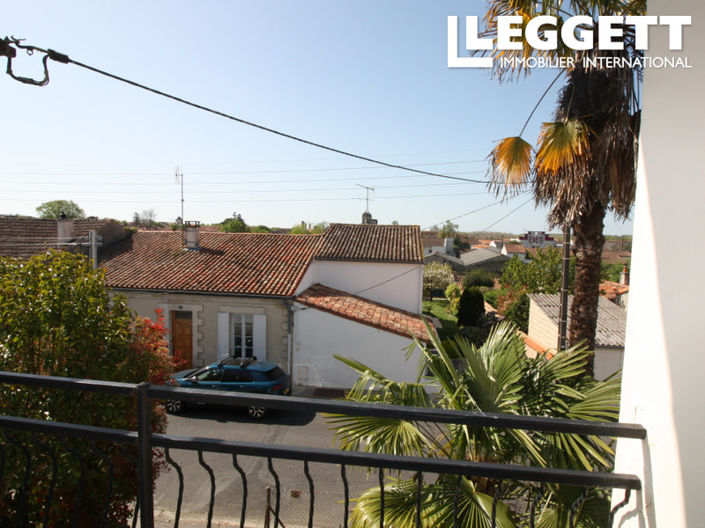 Image No.9-3 Bed House for sale