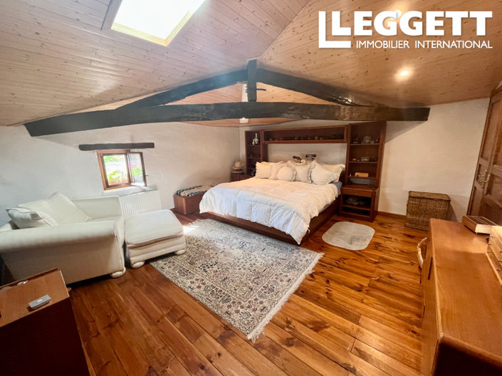 Image No.7-4 Bed House for sale