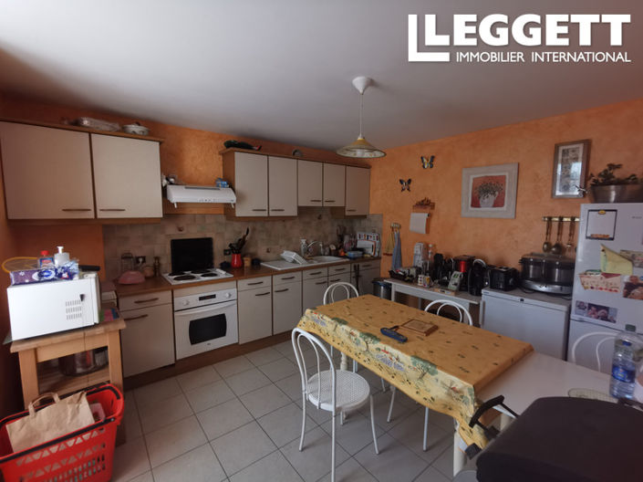 Image No.6-4 Bed House for sale