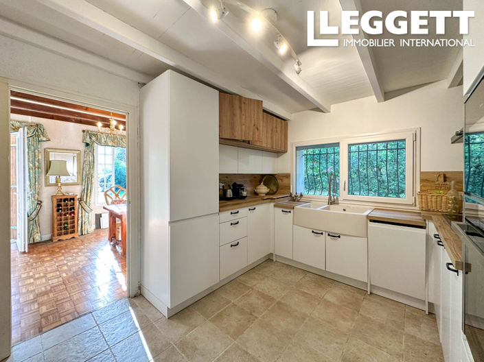 Image No.6-3 Bed House for sale