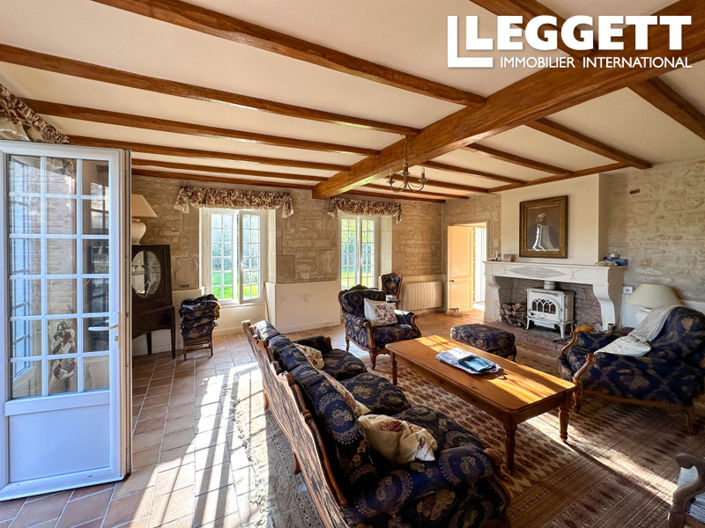 Image No.7-3 Bed House for sale