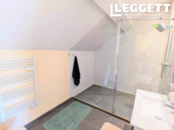 Image No.6-2 Bed Land for sale