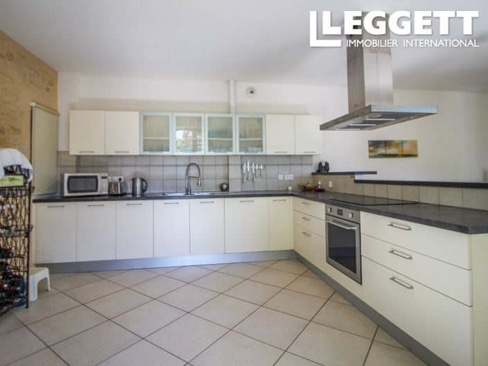 Image No.3-2 Bed House for sale