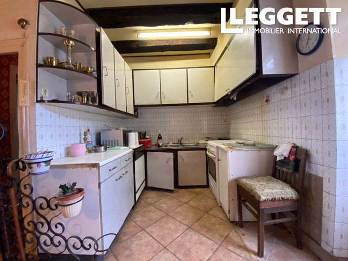 Image No.8-4 Bed House for sale