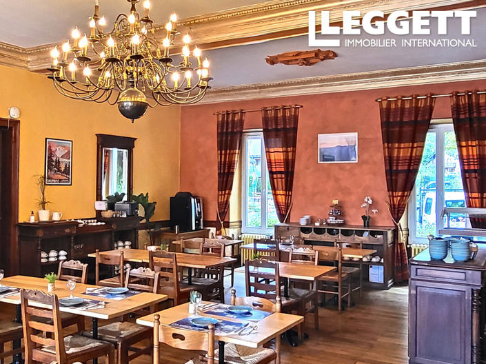 Image No.2-28 Bed Commercial for sale