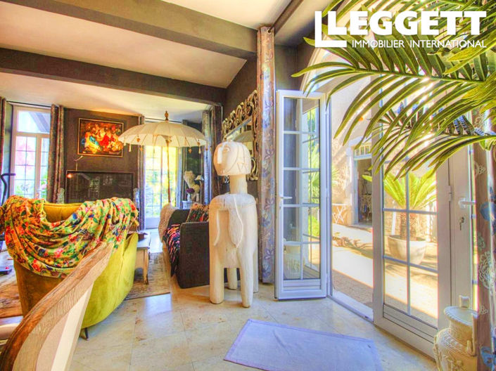 Image No.6-6 Bed House for sale