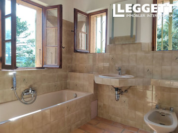 ahr0chm6ly9jzg4uagvzdglhlmltbw8vaw1hz2uvvevom