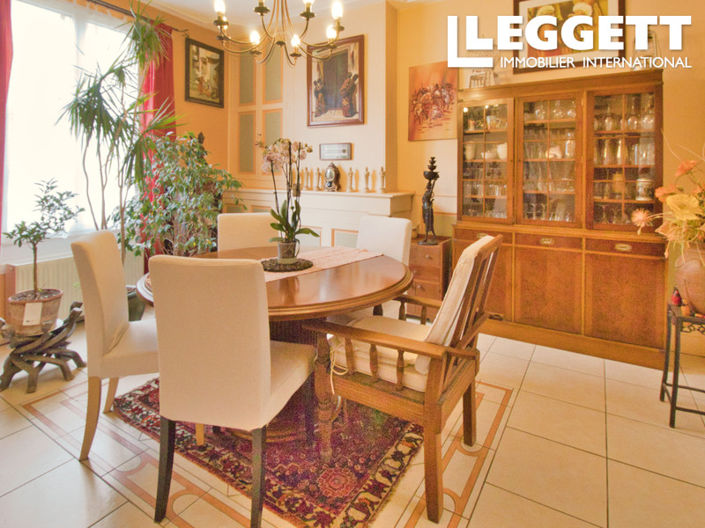 Image No.8-3 Bed House for sale