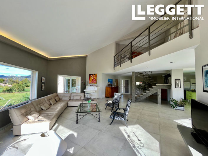 Image No.3-4 Bed House for sale