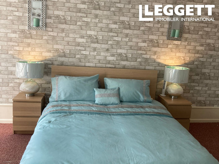 Image No.8-3 Bed House for sale