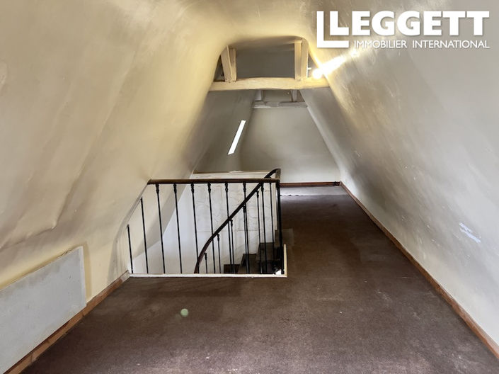 Image No.7-4 Bed House for sale