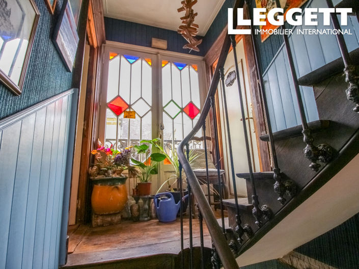 Image No.8-4 Bed House for sale