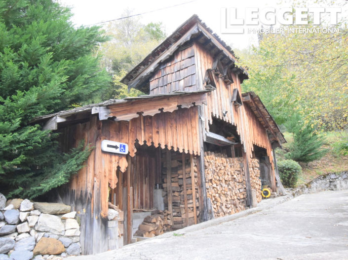 Image No.5-13 Bed Commercial for sale