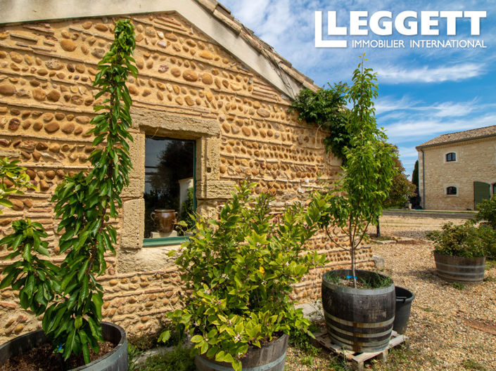 Image No.5-10 Bed House for sale