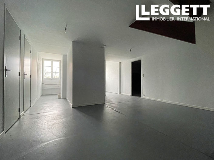 Image No.8-4 Bed House for sale