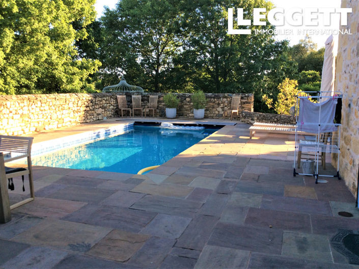 Image No.3-5 Bed House for sale