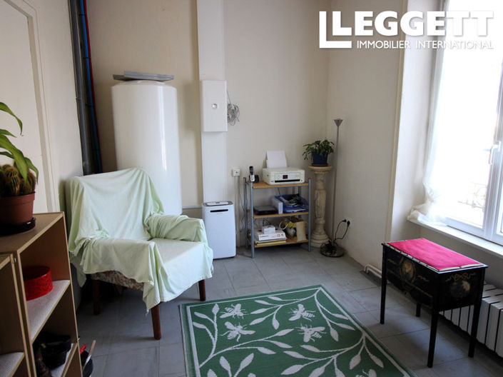 Image No.8-2 Bed House for sale