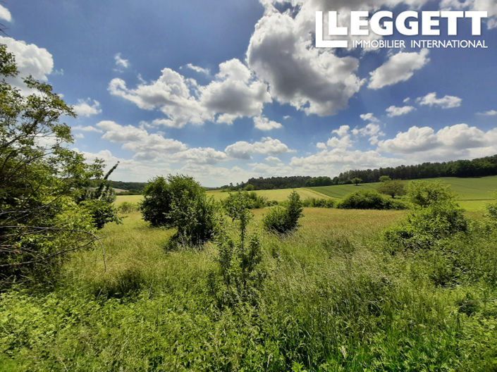 Image No.10-3 Bed House for sale