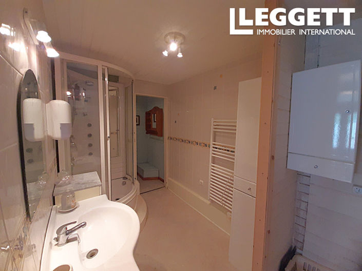 Image No.9-3 Bed House for sale