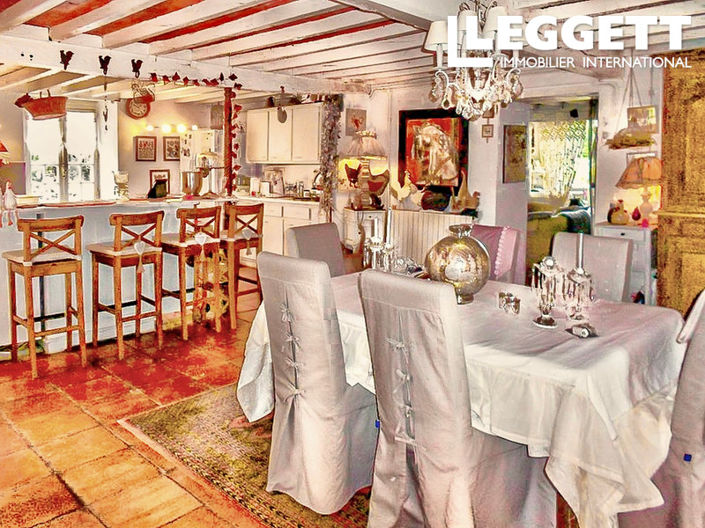 Image No.4-20 Bed House for sale