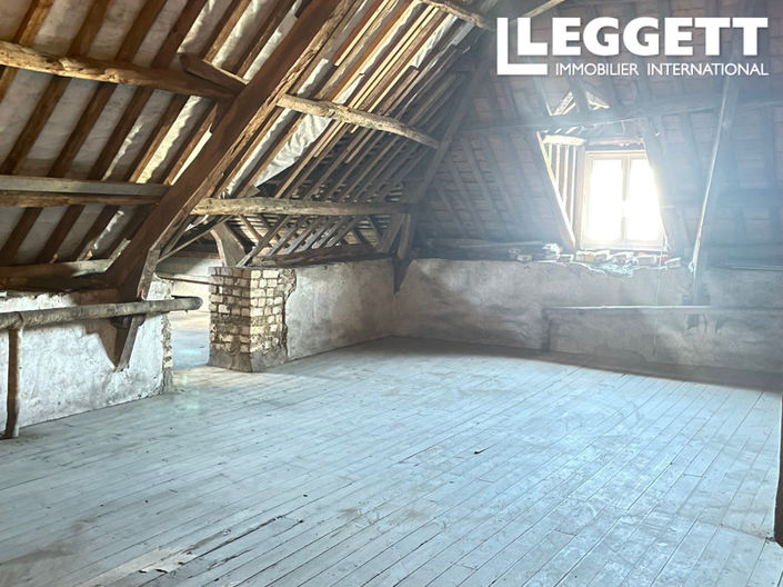 Image No.10-3 Bed House for sale