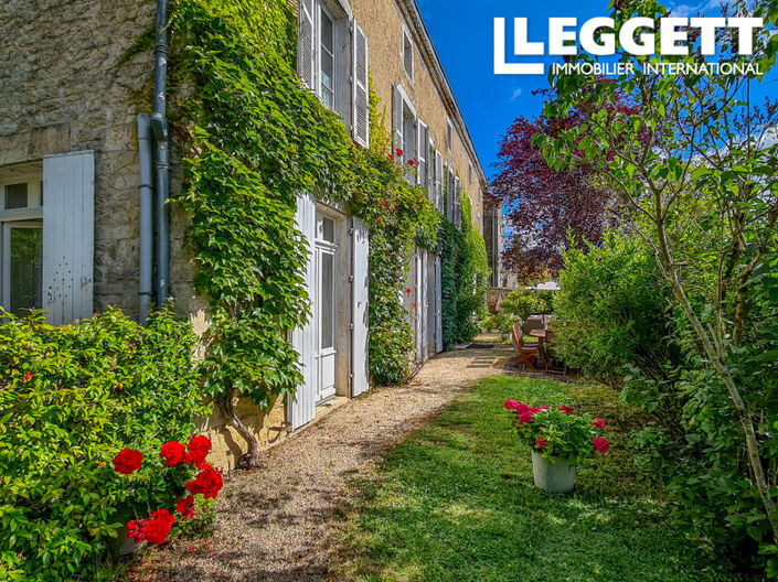 Image No.2-6 Bed House for sale