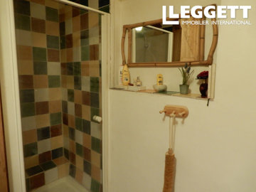 ahr0chm6ly9jzg4uagvzdglhlmltbw8vaw1hz2uvvevom