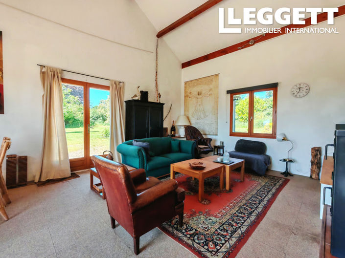 Image No.4-5 Bed House for sale