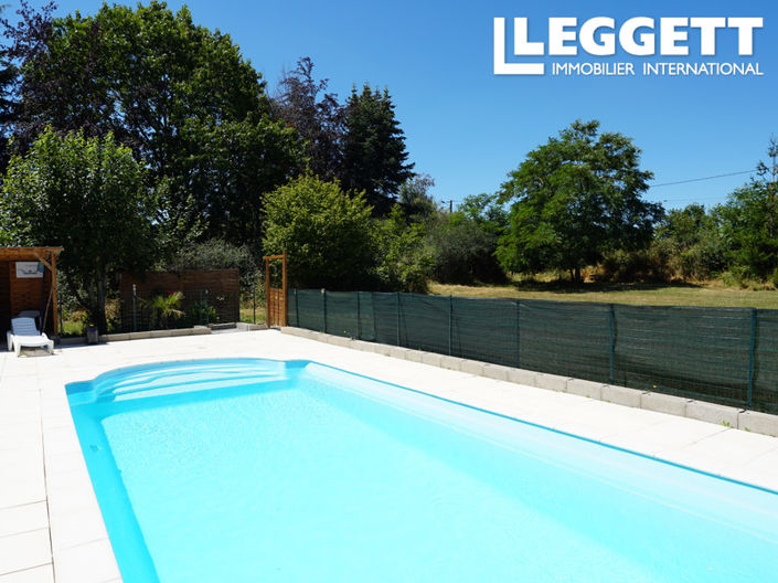 Image No.9-5 Bed House for sale