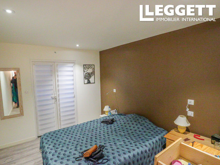 Image No.4-4 Bed House for sale