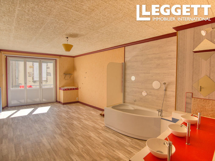 Image No.7-4 Bed House for sale