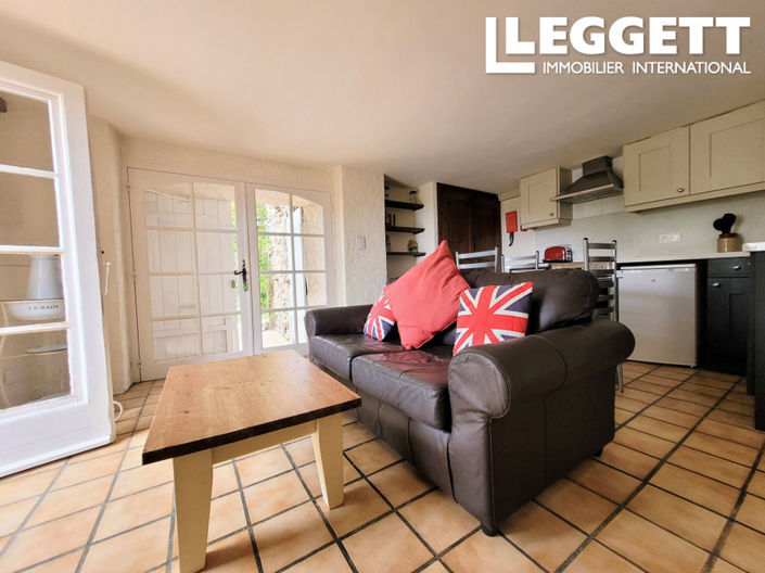 Image No.8-4 Bed House for sale